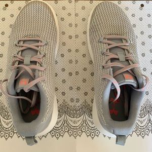 Under Armour tennis shoes